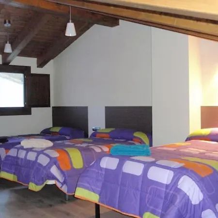 Casa Rural Valle De Araviana, *
